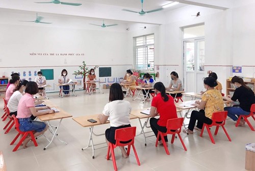 Trường mầm non Trung Mầu triển khai nhiệm vụ năm học và quy chế chuyên môn năm học 2021 - 2022